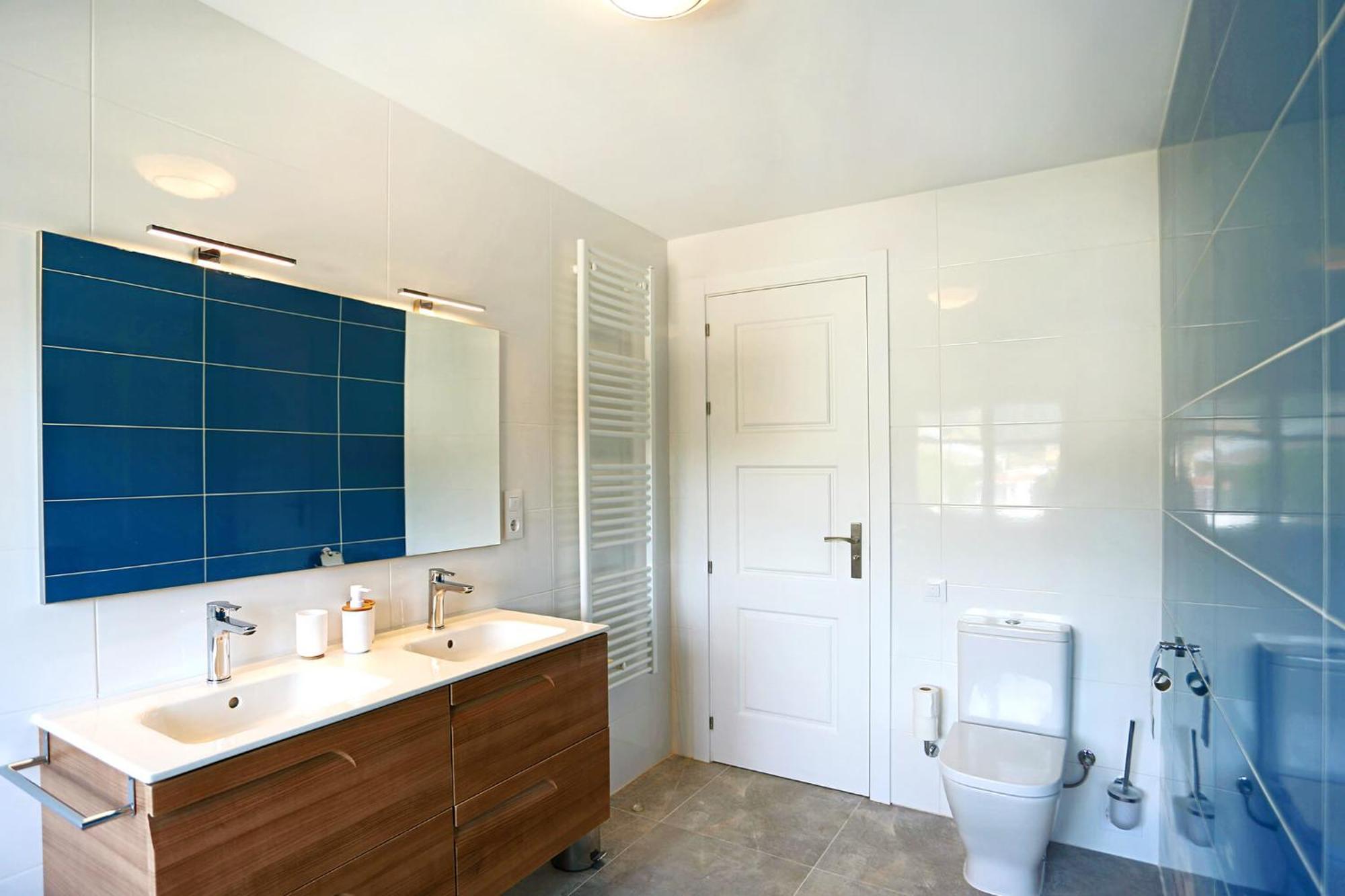 Homestay Villa Estrella - Costa Brava Calella Phòng bức ảnh